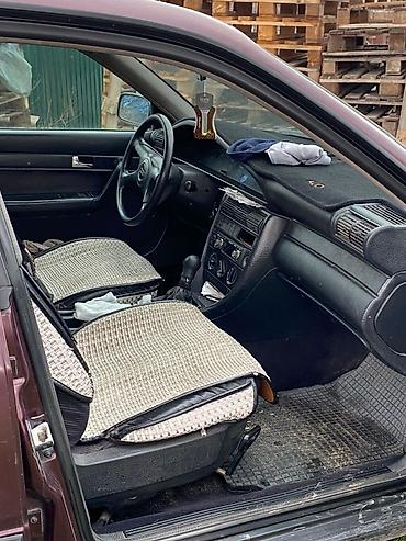 Audi: Audi S4: 1993 г., 2 л, Механика, Бензин, Универсал — 25