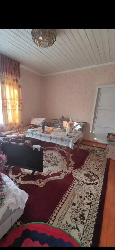 помещение для аренды: 50 м², 3 комнаты, Парковка, Забор, огорожен