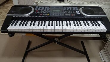 Sintezatorlar: Ayaqlarka birgə 280 azn. Tək özü 250azn -da lalafo.az — 5 Sintezatorlar: Ayaqlarka birgə 280 azn. Tək özü 250azn — 5