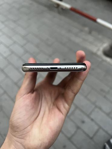 Apple iPhone: IPhone X, Gümüşü, Face ID — 6