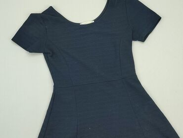 sukienki z rękawem 3 4 rozkloszowane: Dress, XL (EU 42), condition - Very good