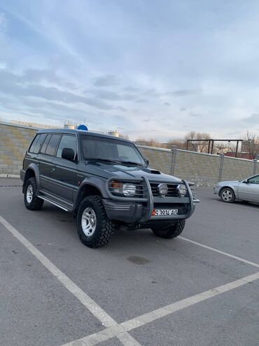 Mitsubishi: Mitsubishi Pajero: 1996 г., 2.8 л, Механика, Дизель