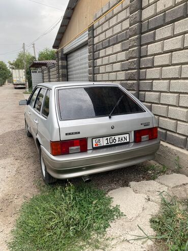 авто рынык бишкек: Продаю срочно. Серебристый хэтчбек Lada Samara в рабочем
