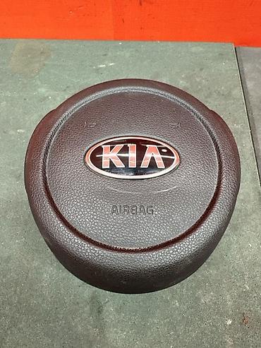 kia cornival: Подушка безопасности Kia 2019 г., Б/у, Оригинал, Корея — 1