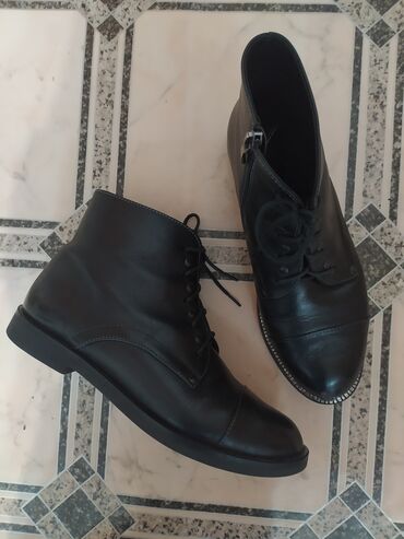 лион обувь: Ботинки и ботильоны 38.5, цвет - Черный