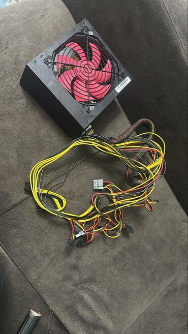 Блоки питания: Блок питания, Новый — 8