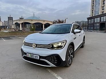 byd e6: Volkswagen ID.6: 2022 г. — 3