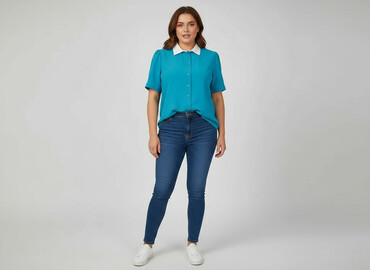 modne bluzki plus size: Жіноча блуза, розмір XL на lalafo.pl modne bluzki plus size: Жіноча блуза, розмір XL