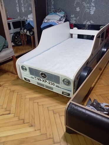 Seyflər: Hazır, Maşın-çarpayı, Matras ilə, Siyirməsiz