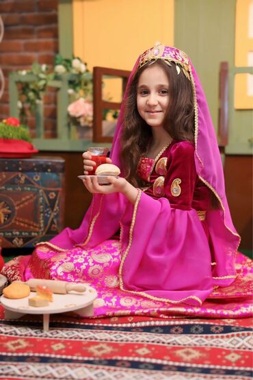 Bayram geyimləri: Milli, karnaval, personaj, hərbi və ziyafət geyimlərinin satışı və -da lalafo.az — 28 Bayram geyimləri: Milli, karnaval, personaj, hərbi və ziyafət geyimlərinin satışı və — 28