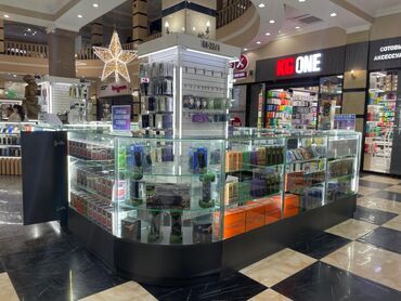 мебель для бутиков: Сатам Бутик Islet in the mall, 16 кв. м, 1 кабат