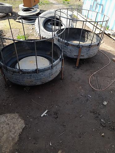 Товары и оборудование для с/х животных: Кормушка для овец (круглая) - Вместимость: рассчитана на 12–14 голов — 9