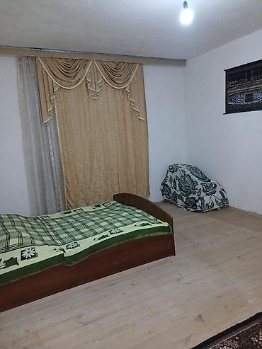 qarayev: Bahar 3 otaqlı, 111 kv. m, Orta təmir — 10