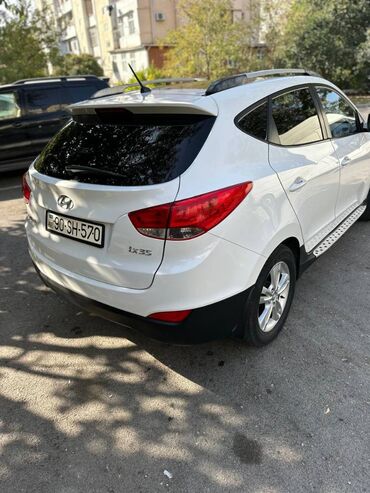 Hyundai: Hyundai Tucson: 2 l | 2013 il Ofrouder/SUV — 5