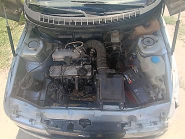 chevrolet cruze hatchback: VAZ (LADA) 2110: 1.5 l | 1999 il 290000 km Sedan — 4