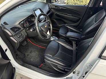 Chevrolet: Chevrolet Spark: 2017 г., 1 л, Вариатор, Бензин, Хэтчбэк — 12