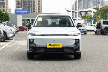 купить машину чанган: Lixiang : 2025 г., Автомат, Электромобиль, Кроссовер