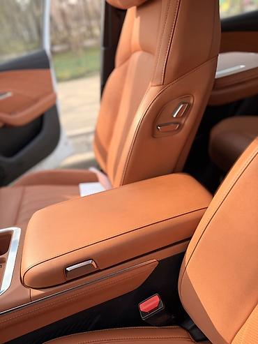 BYD: BYD : 2024 г., 1.5 л, Электромобиль, Кроссовер — 12