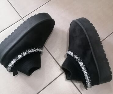 paradiso obuca: Ugg mini boots, color - Black, 38