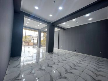 Digər kommersiya daşınmaz əmlakı: 28 may metrosuna yaxin yerləşən obyekt ümumi sahəsi 155 kv,m olan ayi — 1