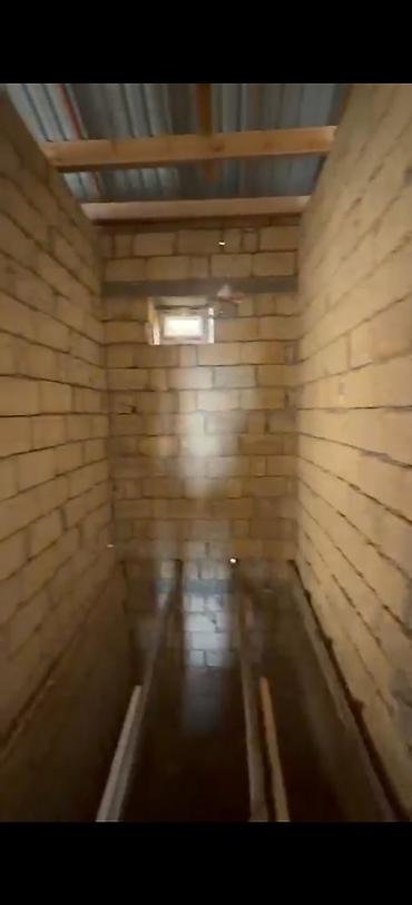 koroglu heyet evleri: 3 otaqlı, 110 kv. m, Kredit var, Təmirsiz — 7