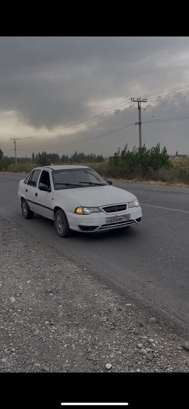 матор на митсубиси: Daewoo Nexia: 2012 г., 1.5 л, Механика, Бензин, Седан