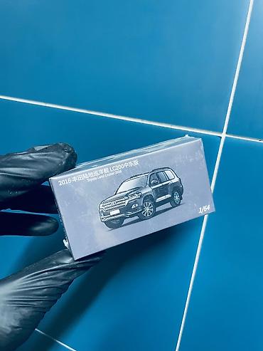 Модели автомобилей: Продаю масштабные модели 
1/64 цены разные — 12