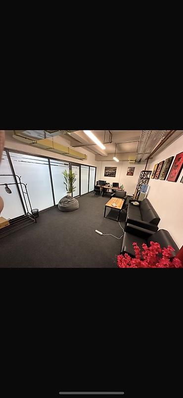 без посредника: Сдаю Офисный кабинет: 24 м², В бизнес центре, С ремонтом, С парковкой — 4