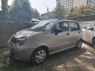срочно срочно продам: Сатылат!!!жылы 2003 автомат,жасачу жери жок!!!200дон ылдый кором деп