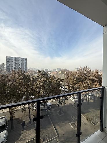 Продажа квартир: 4 комнаты, 120 м², 3 этаж — 11