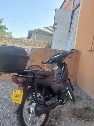 Digər nəqliyyat: Salam moto zx50 işlək vəzyətdədi bir pralemi var 2 ci skrosu işləmir