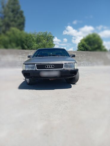 авто аудио: Audi 100: 1988 г., 2 л, Механика, Бензин, Седан