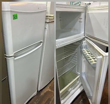 İki qapılı məişət soyuducusu - Üst hissədə dondurucu bölmə, alt