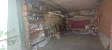 Qaraj satılır: 18 kv. m, 3 * 5 * 2 Daş Kommunal xətlər qoşulmayıb — 11