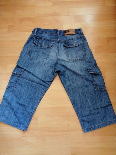 Bermude i šorcevi: Kratke pantalone texas vel M. Obim struka 76 cm, obim bokova 116 cm — 6