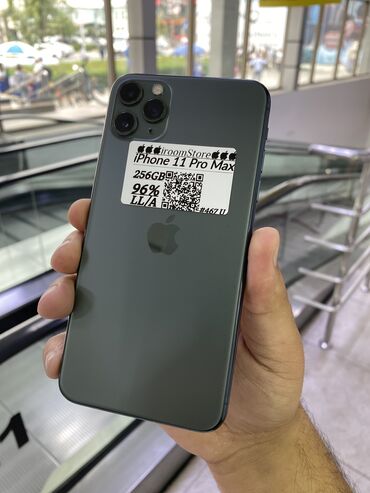 Apple iPhone: IPhone 11 Pro Max, Б/у, 256 ГБ, Черный, 96 %