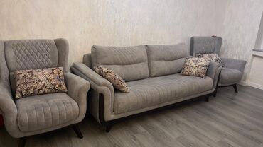 Divanlar: Divan kreslo. 550azn. ideal veziyyetde. açılır bazalidir. qiymeti