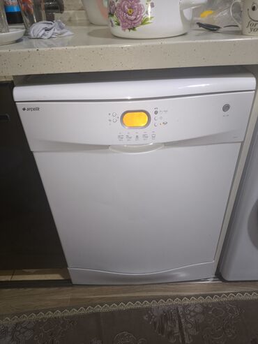 Qabyuyan maşınlar: Qabyuyan maşın Arcelik, Tam qabaritli (60 sm.), Quraşdırılan — 4