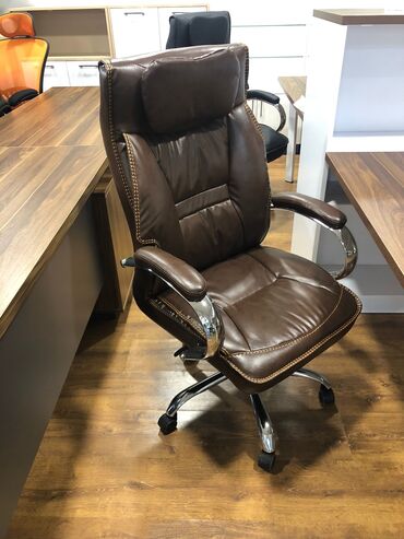 Ofis və oyun kresloları: Yeni, Təkərli, Qolları tənzimlənmir, Dəri — 8