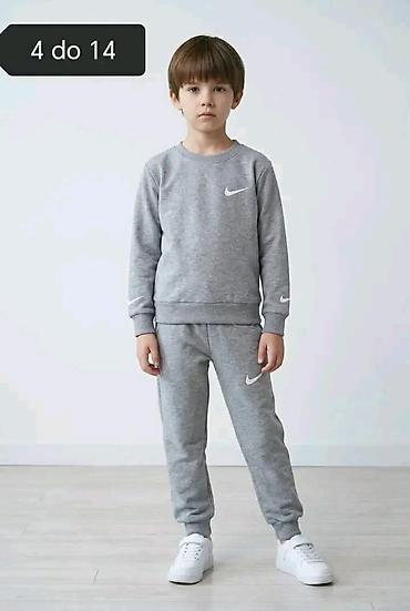 trenerke stradivarius: Nike i Puma kompleti
4 do 14
2100 dinara — 6