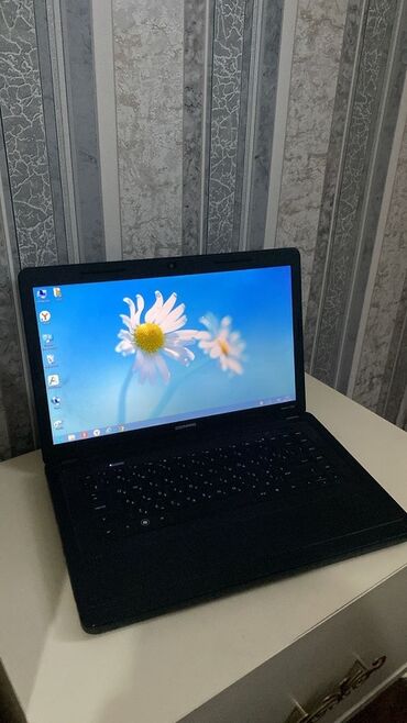 Audio: AMD A12, 12.5 "
