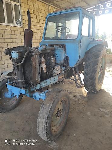 prius kapot: Mavi rəngli təkərli kənd təsərrüfatı traktoru - Kabinalı, iki qapılı — 5