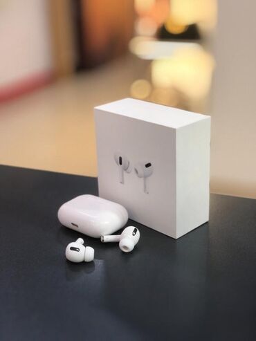 Qulaqlıqlar: AIRPODS PRO. 35Yox 15 azn Endirim Məhsul bitənə kimi davam edəcək