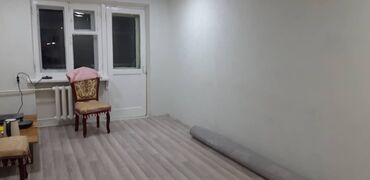 ишу квартир: 2 комнаты, 43 м², 104 серия, 2 этаж, Косметический ремонт