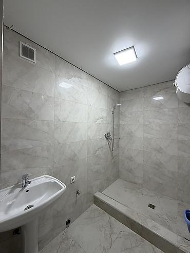 Продажа квартир: 1 комната, 42 м², ул. Тоголок Молдо / Щербакова Элитка, 5 этаж, Свежий ремонт — 3
