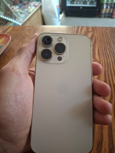 купить айфон на запчасти: IPhone 13 Pro, Б/у, 128 ГБ, Золотой, Защитное стекло, 79 %
