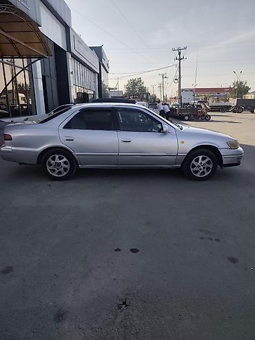 toyota spasio: Toyota Camry: 2000 г., 2.2 л, Автомат, Газ, Седан — 2