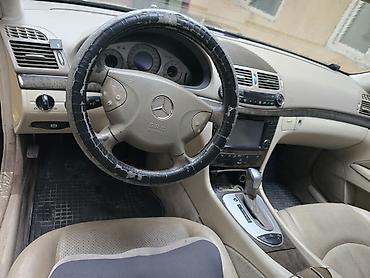 буд е 2: Mercedes-Benz E-Class: 2003 г., 3.2 л, Седан — 5