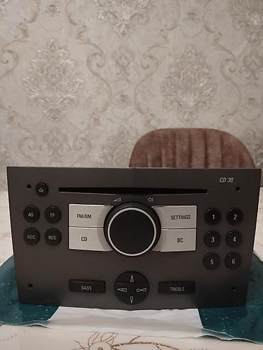 Avtoelektronika: Avtomobil üçün orijinal multimedia/radio paneli – “CD 30” — 1