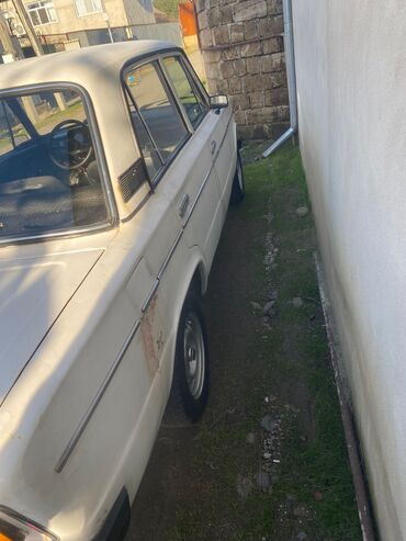 VAZ (LADA): VAZ 2106 sedan - Kərənt: benzin - Ötürücü: arxa - Korpus: 4 qapılı — 8